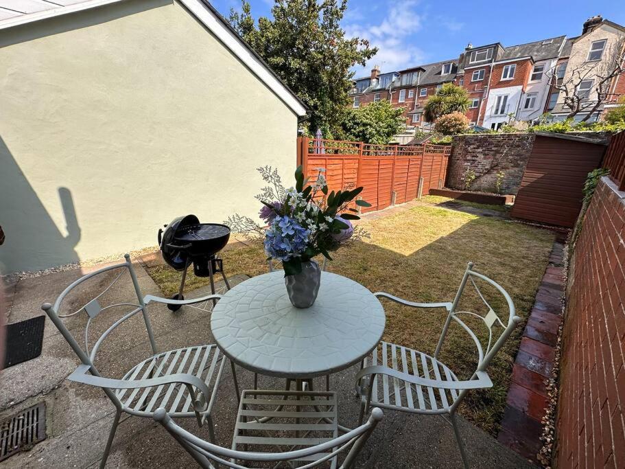 Stylish 3br Cowes Close To The Waterfront